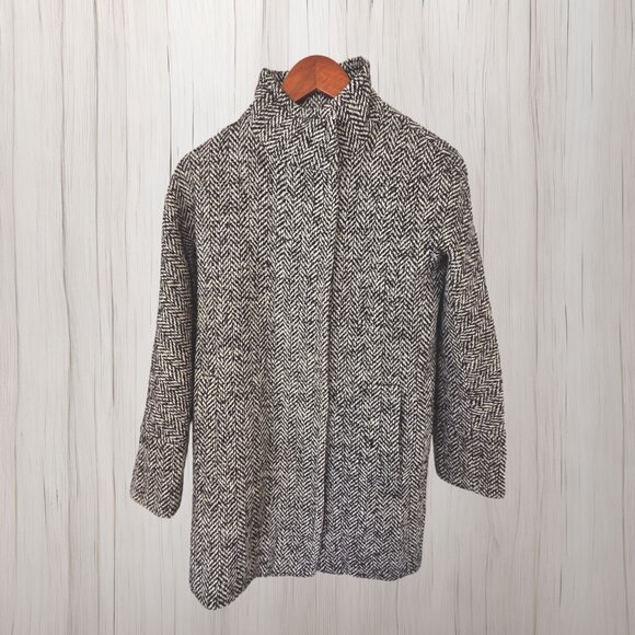 Share J.Crew Women's Black White Herringbone Coat Size 00 - Wool Blend - Picture 1 of 5